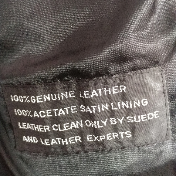 Leather jacket - Picture 3 of 11